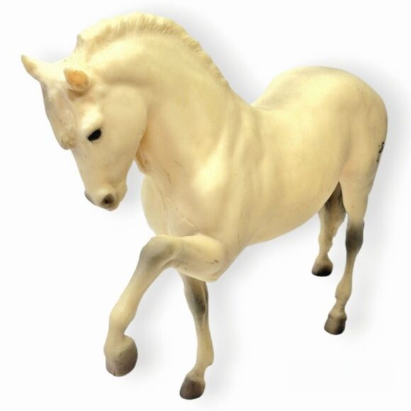 VTG Breyer Legionario III #68 Famous Andalusian Stallion Collectible Horse - Picture 3 of 9